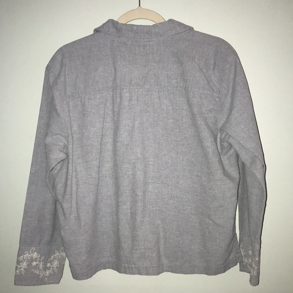 J. Jill Flowered Sleeve Button Down Top Size Large​​​ - Picture 6 of 7